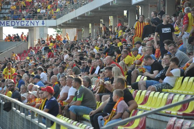 Korona Kielce - Cracovia. Zdjęcia kibiców podczas meczu. 10 sierpnia 2024