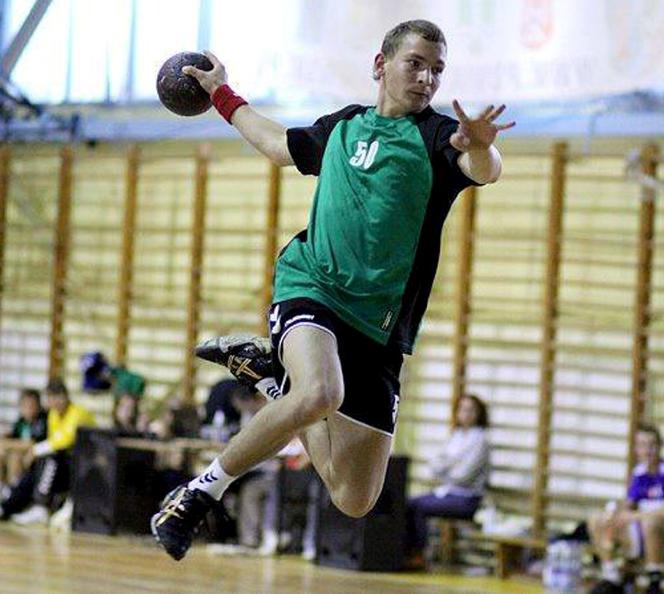 Lunatyk wybudzony zbiera na wózek