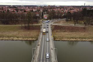 Rusza budowa nowych mostów Chrobrego we Wrocławiu. Od razu z torowiskiem 
