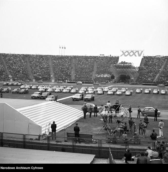 Manifestacja młodzieży na Stadionie X-lecia - 22 lipca 1979 r.