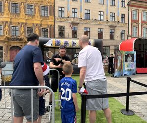 Wrocław żyje finałem Ligi Konferencji Europy. Kibice Betisu i Chelsea już w strefach kibica!