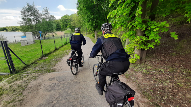 Rowerowe patrole straży miejskiej w Gnieźnie