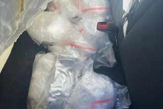 16 kilogramów narkotyków u mieszkańców powiatu rawickiego. Zatrzymani w drodze z Holandii