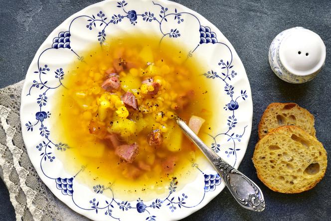 Wojskowa grochówka jak z kuchni polowej: idealna zupa na rozgrzewkę