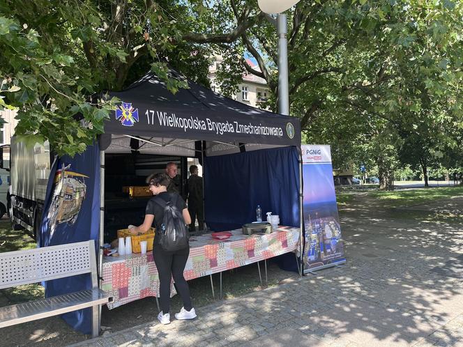 Piknik wojskowy w centrum Gorzowa! Ciężki sprzęt pojawił się na Placu Grunwaldzkim