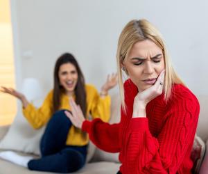 Myślisz, że jesteś zmęczony?. Bezdzietni zdradzili, co myślą o znajomych z dziećmi