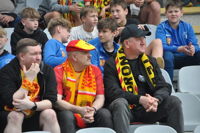 Korona Kielce - Ruch Chorzów. Zdjęcia kibiców na Suzuki Arenie