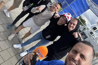 Tak Polacy bawią się w Hamburgu! Wszyscy są podekscytowani przed meczem! 