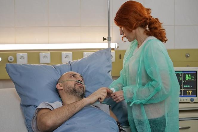 Pierwsza miłość, odcinek 3574. Stach (Piotr Miazga), Malwina (Agnieszka Wielgosz)