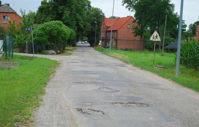 Umowa podpisana, drogowcy zaczynają prace - rusza remont drogi Biskupice Zabaryczne – Kaliszkowice Ołobockie