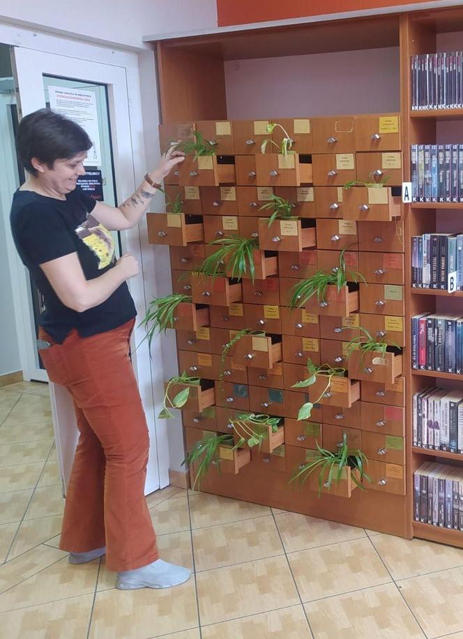 Bibliotekarze z Piekar Śląskich zachęcają do dzielenia się zielonym na Facebooku