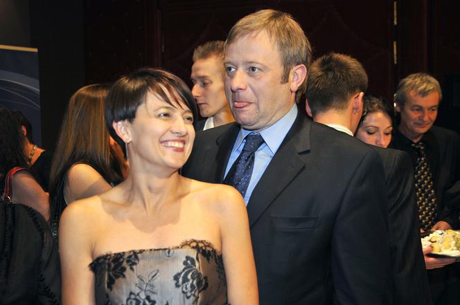ŻENIĘ SIĘ, WIĘC MUSZĘ SCHUDNĄĆ.