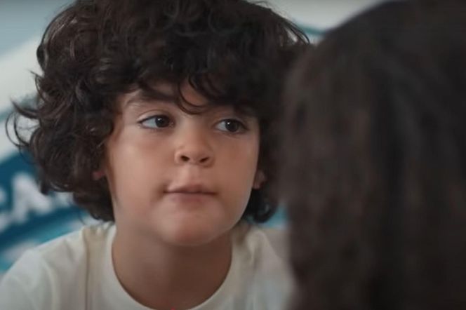 Nana stała się dla chłopca najbliższą osobą 