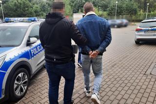 Groza na Pradze-Północ. Agresywny 18-latek groził nożem uczennicy pod szkołą!