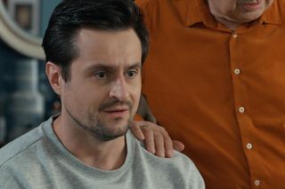 Barwy szczęścia, odcinek 3056: Herman (Maciej Raniszewski), Jerzy (Bronisław Wrocławski)