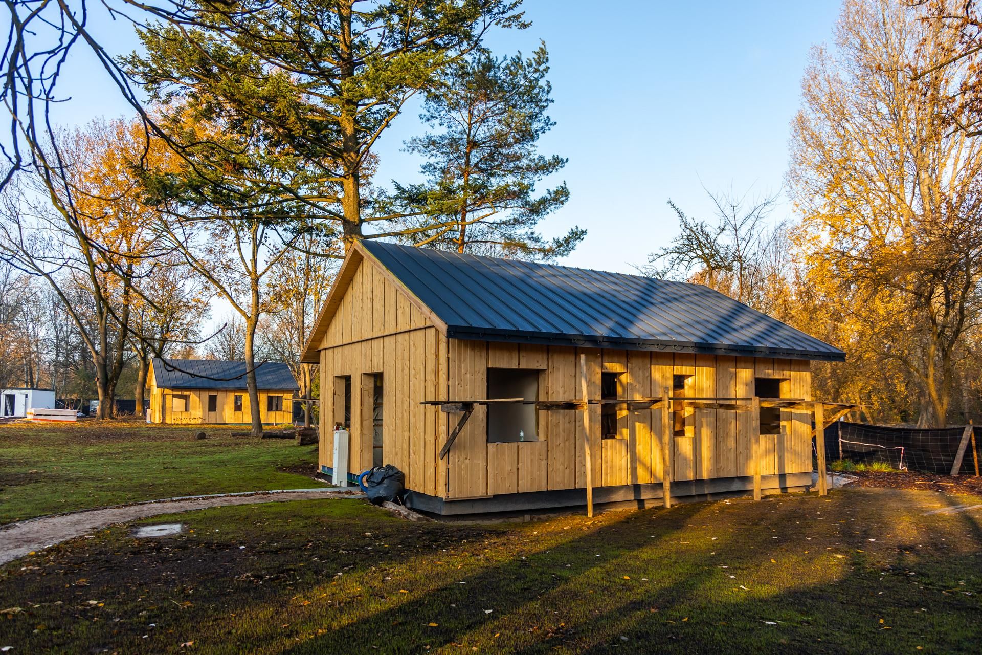 Odbudowa domków fińskich na Polu Mokotowskim