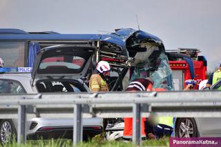 Wypadek autokaru z dziećmi na A1