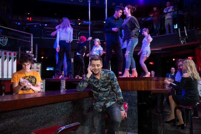 Na Wspólnej, odc. 2902. Bruno (Dawid Czupryński), Jarek (Wojciech Rotowski)