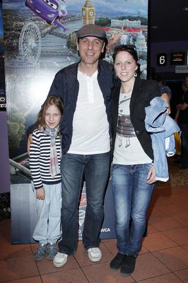 Tomasz Sapryk z córkami