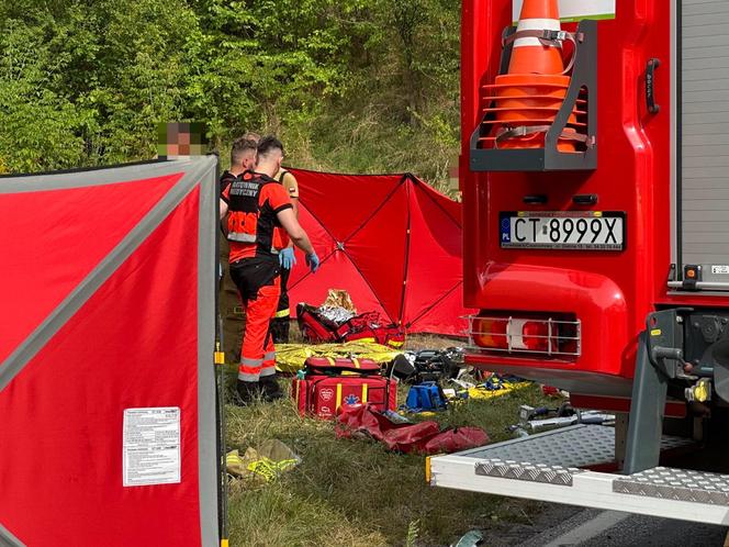 Tragiczny wypadek w miejscowości Obodowo. Nie żyje kobieta, wielu poszkodowanych 