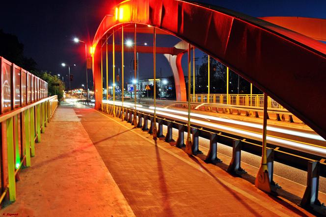 Wiadukt w nocnym wydaniu