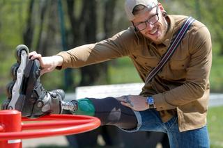 Kim jest Sylwester Wilk? Mężczyzna nie miał w życiu łatwo