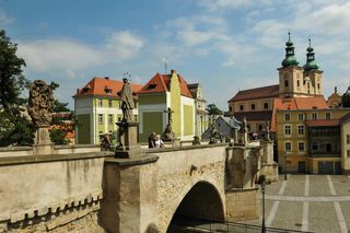 To miasteczko przetrwało Wielką Wodę. Oto co ma do zaoferowania