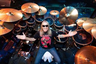 Nicko McBrain ujawnił, że miał zamiar opuścić Iron Maiden już wcześniej. Moje ciało to odczuwało 
