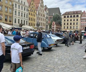 Parada zabytkowych samochodów