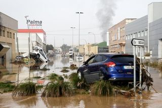 Tragiczne skutki powodzi w Hiszpanii. Zginęło co najmniej 150 osób, wiele jest zaginionych