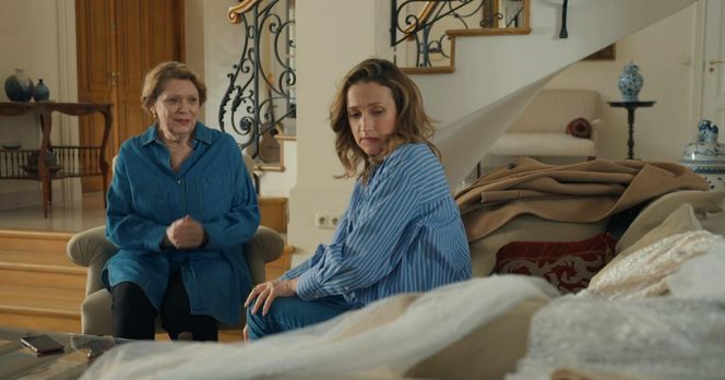 Barwy szczęścia odc. 3203. Józefina Rawiczowa (Elżbieta Jarosik), Asia Sokalska (Anna Gzyra)