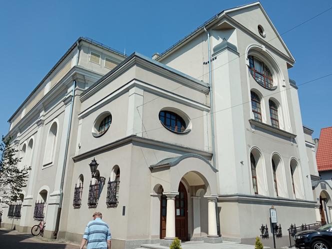 Historia synagogi w Lesznie