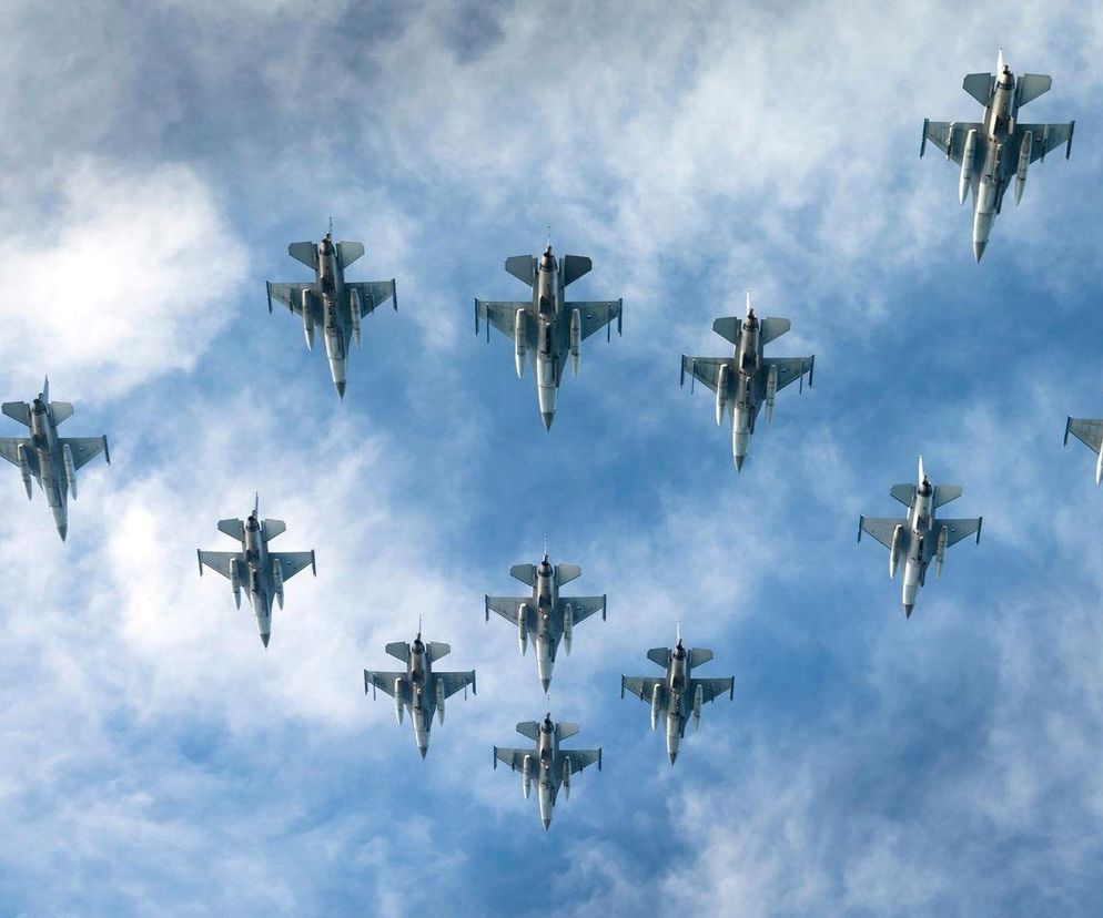 F-16