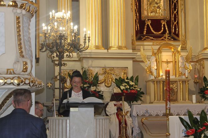 Jubileusz 40-lecia połączony był ze świętem szkoły, ponieważ obchodzi ona również 28. rocznicę nadania imienia.