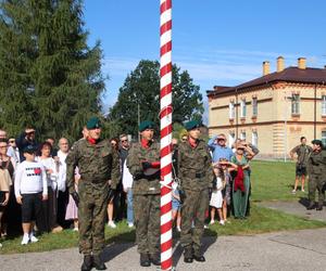 Żołnierz zrobił to podczas przysięgi. Wszystkim odebrało mowę