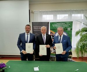 Skorzysta miasto, uczniowie i nauczyciele. Siedlecka „Samochodówka” podpisała umowę patronacką z Politechniką Warszawską