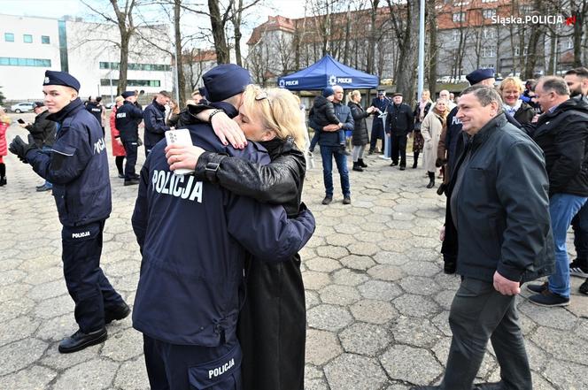 Śląska Policja przyjęła 84 policjantów. Wśród nich jest 15 kobiet