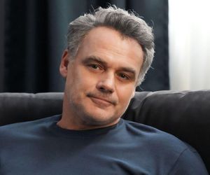 Barwy szczęścia odc. 3203 po wakacjach. Karol Czubak (Jan Wieczorkowski)