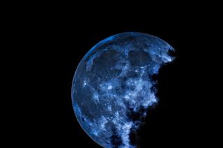 Niebieski Ksieżyc 2023 i Pełnia Jesiotrów w sierpniu. Dwie pełnie księżyca w jednym miesiącu! Co to oznacza? 