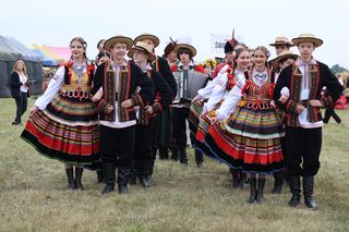 Korowód dożynkowy na dożynkach wojewódzkich 2025 w Świdniku