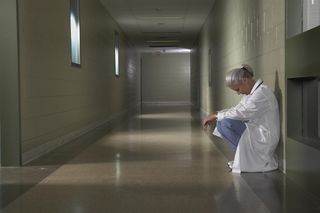 Lekarze z Oleśnicy nękani za legalne aborcje. Dostają przerażające pogróżki