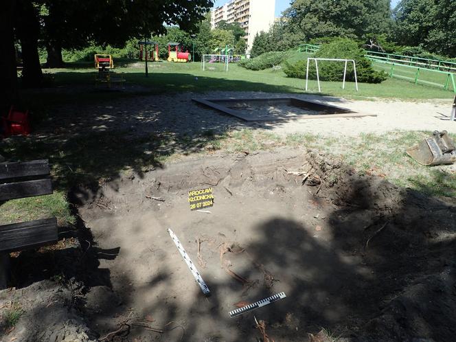 Ludzkie szczątki na terenie przedszkola