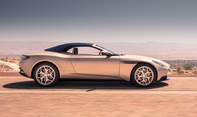Aston Martin DB11 Volante