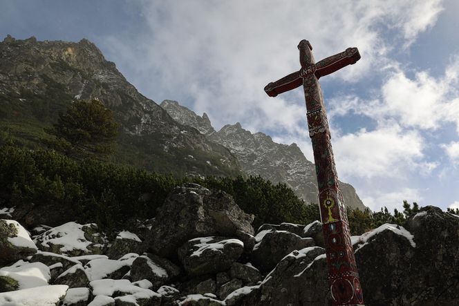 Wyjątkowy cmentarz w Tatrach Wysokich. „Umarłym na pamiątkę, żyjącym ku przestrodze”
