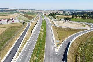 Wkrótce otwarcie nowego odcinka drogi S7. Na budowie znaleźli cenne artefakty