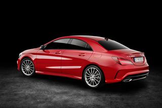 Mercedes-Benz CLA lifting 2016