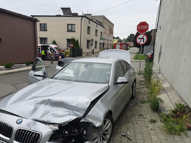 Wypadek w Piekarach Śląskich. Zderzyły się dwa samochody. Dziecko trafiło do szpitala 