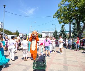 Chcieli podkreślić potrzebę swoich działań. Ulicami Białegostoku przeszedł Marsz Rodzin Zastępczych