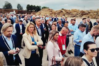  Pfleiderer w Wieruszowie. Otwarcie nowej wieży recyklingowej w fabryce