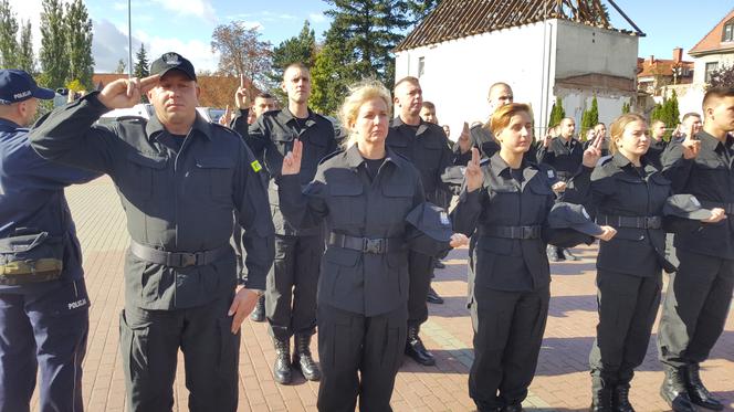 Ślubowanie policjantów w Bydgoszczy. Nasz region zasili 55 nowych funkcjonariusz!